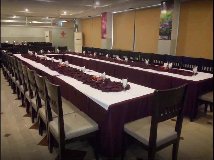 Hotel Multan Continental エクステリア 写真