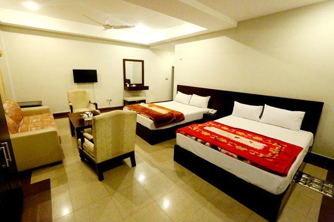 Hotel Multan Continental エクステリア 写真